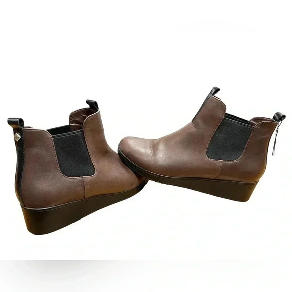 Cole Haan Signature Grandos Waterproof Wedge Brown  Chelsea Boots Size 8.5 - Picture 6 of 12
